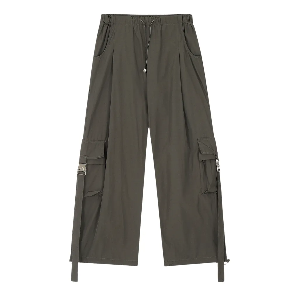 Lightweight Wide-Leg Cargo Pants