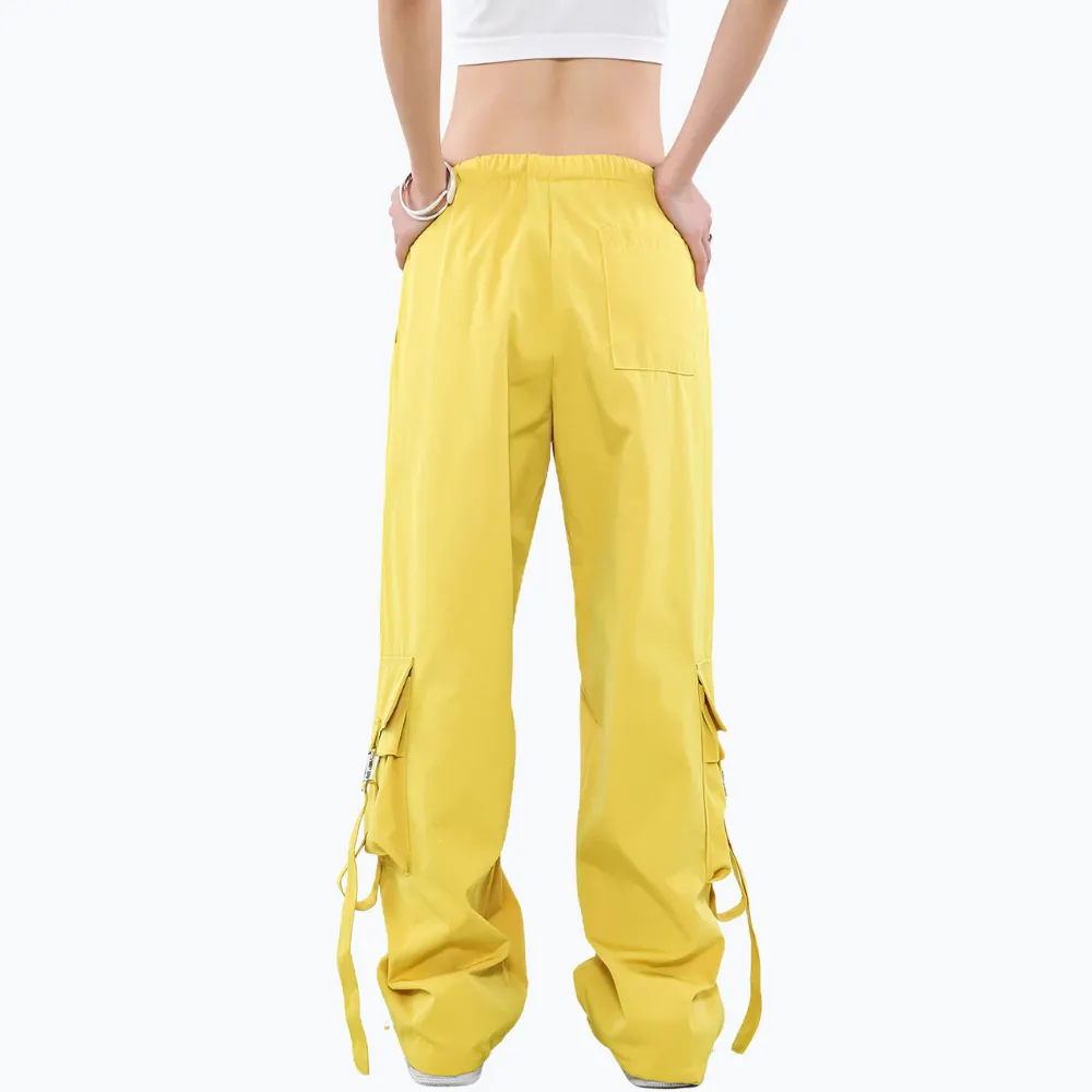 Lightweight Wide-Leg Cargo Pants