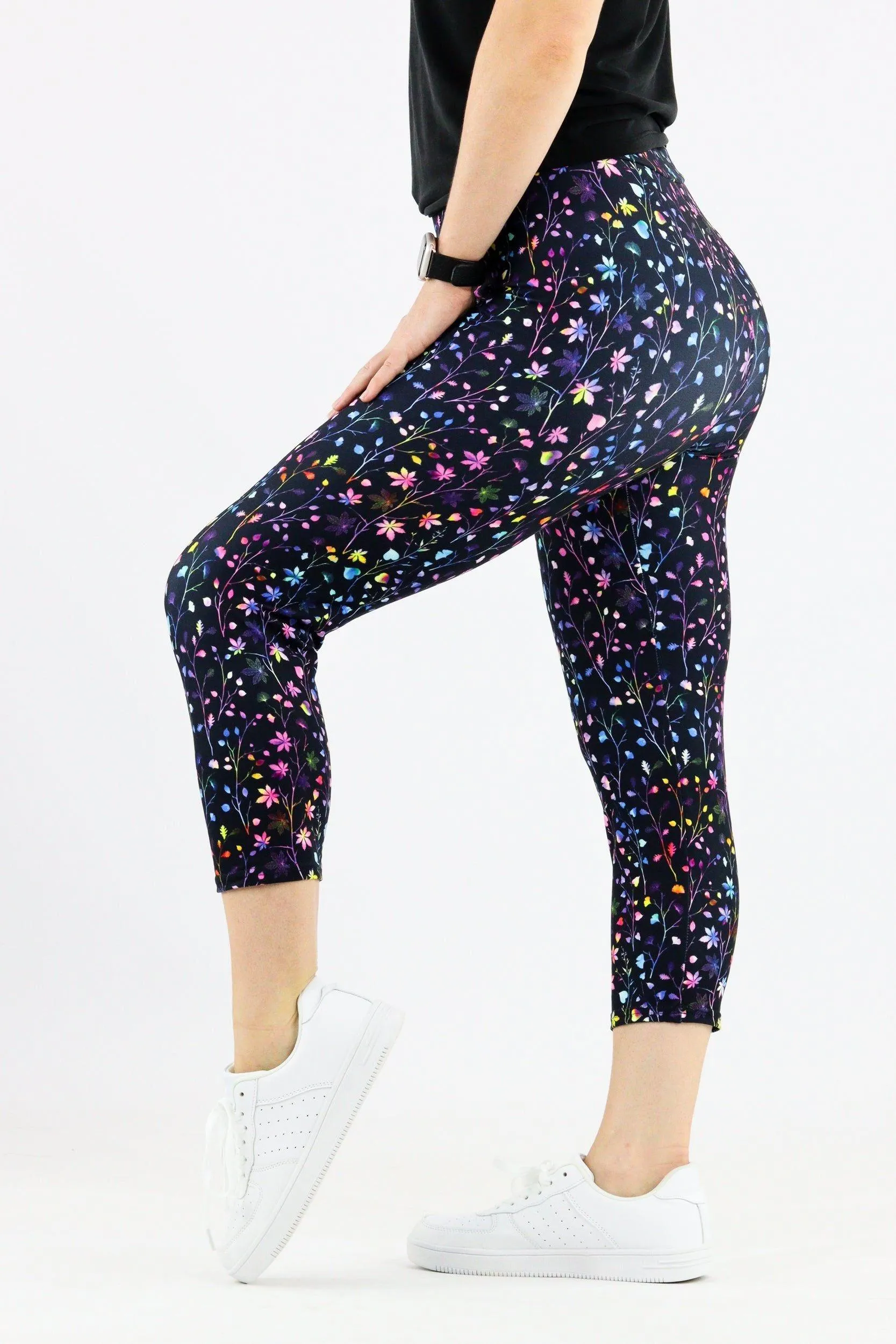 Little Leaves - Casual Capri Leggings