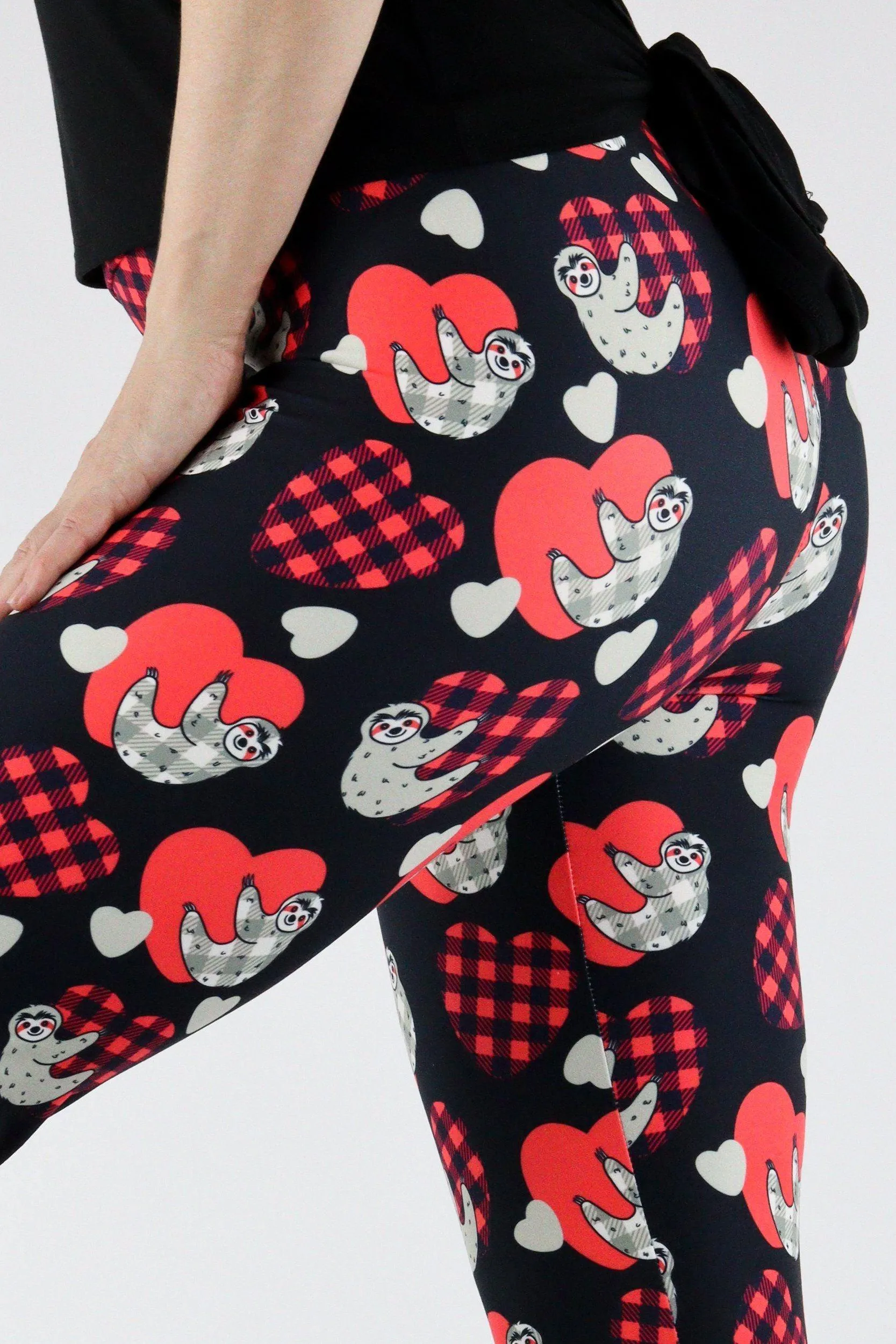 Love Sloths - Casual Capri Leggings