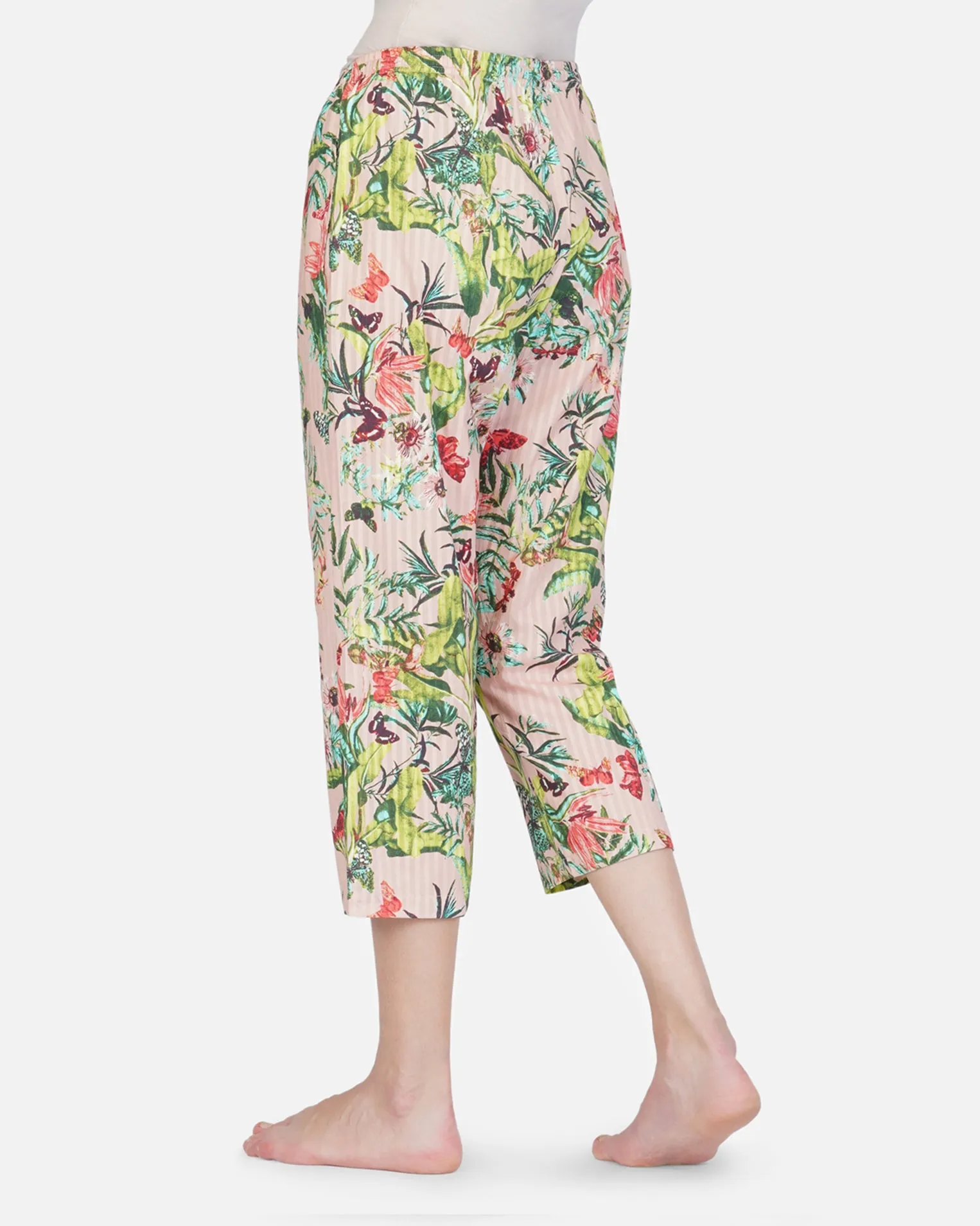 Lt pink floral cotton dobby capris