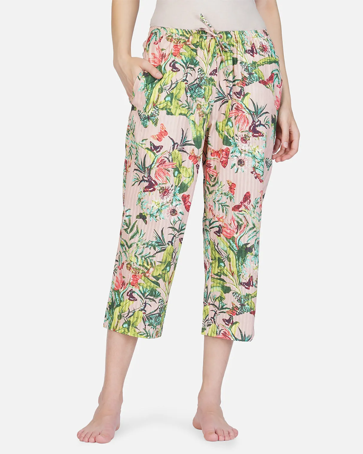 Lt pink floral cotton dobby capris