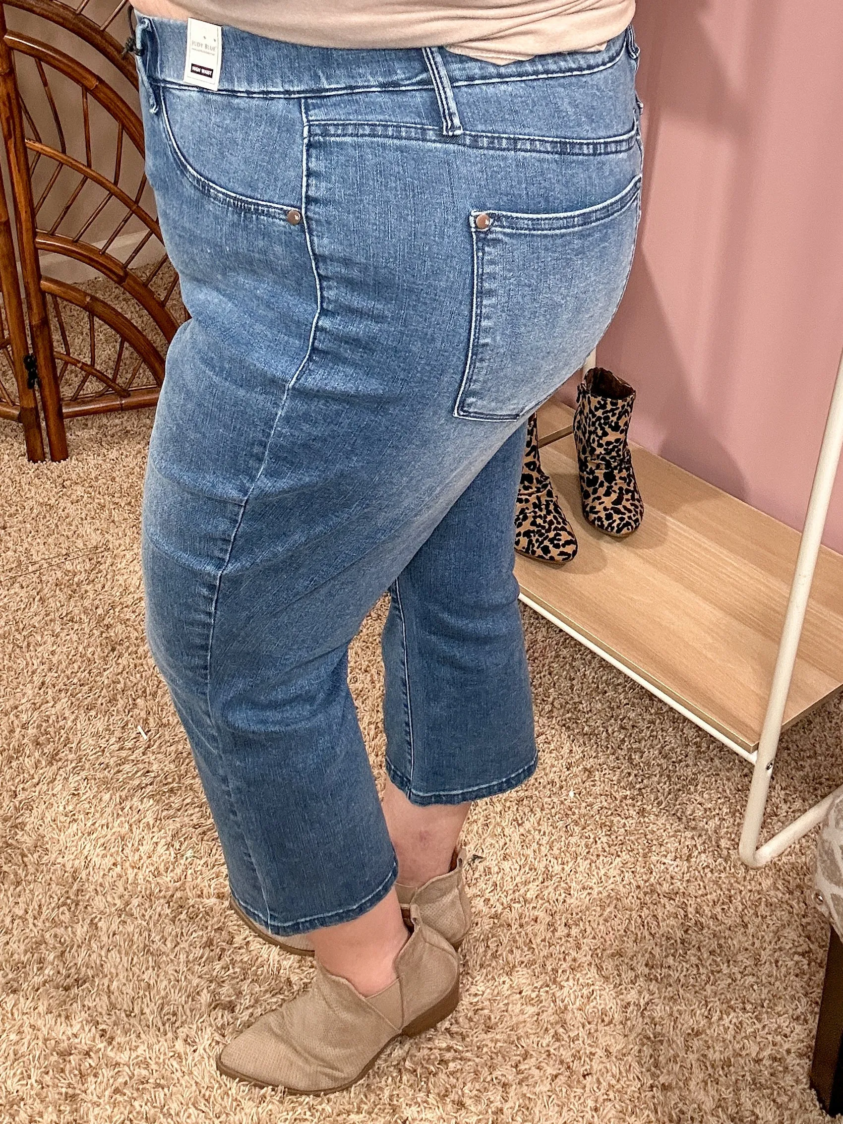 Made for Me Pull On "Cooling" Jegging Capris - Judy Blue