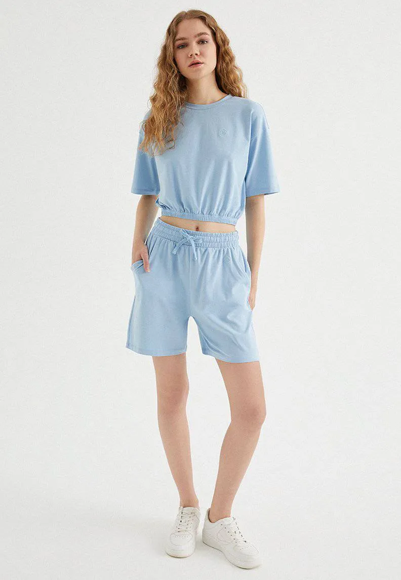 Mavi Pamuklu Slim Fit Kadın Crop T-Shirt Şort Seti TOUCH CROP SET in Powder Blue