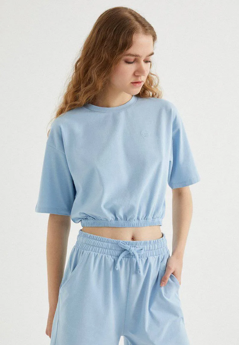 Mavi Pamuklu Slim Fit Kadın Crop T-Shirt Şort Seti TOUCH CROP SET in Powder Blue