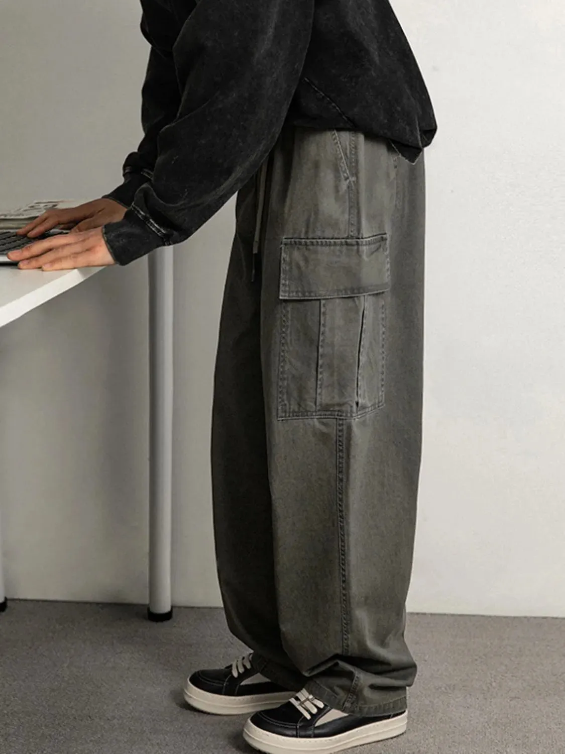 Men's Plus Size Drawstring Pants with Cargo Pockets