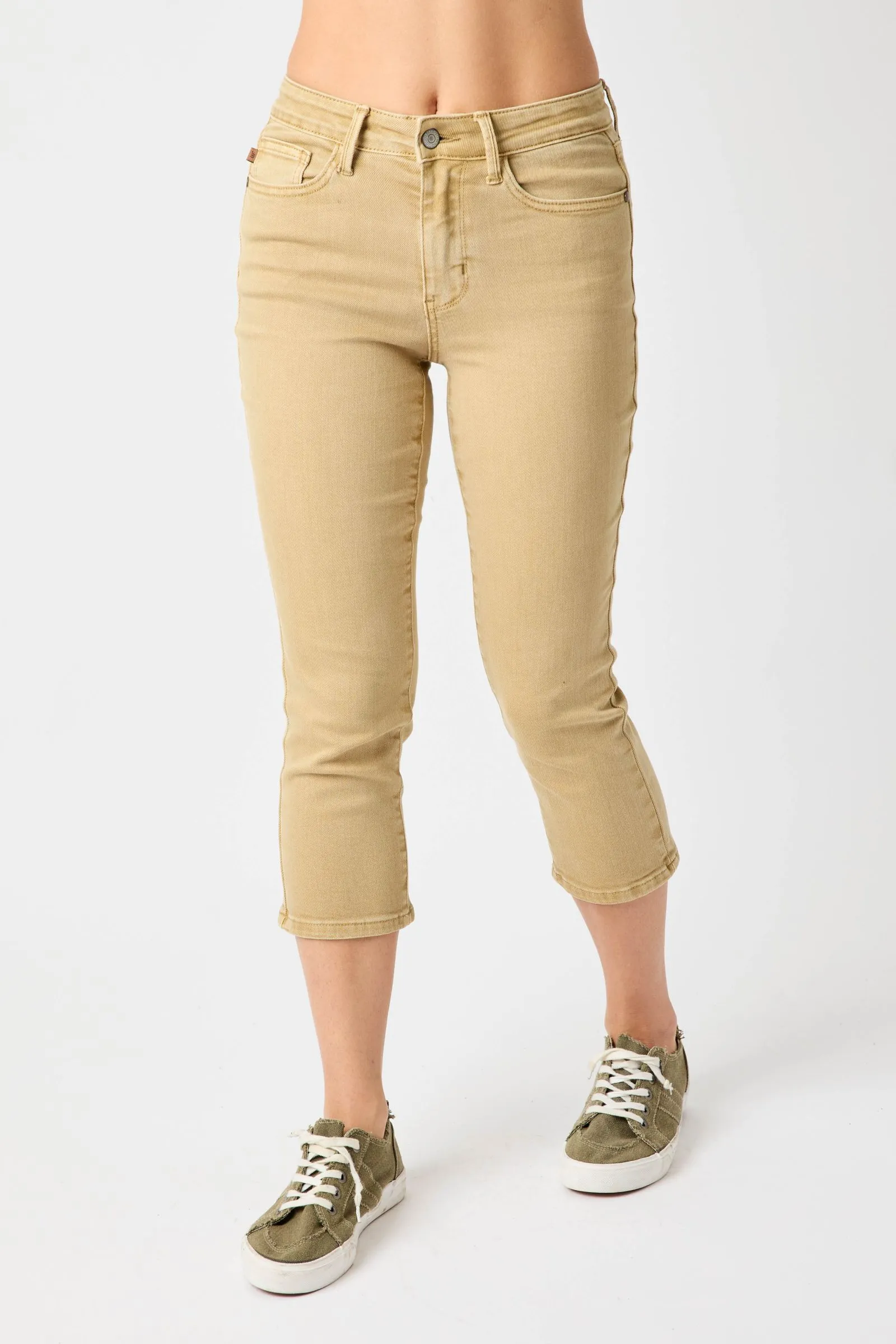 MID-RISE KHAKI CAPRI JEANS BY JUDY BLUE