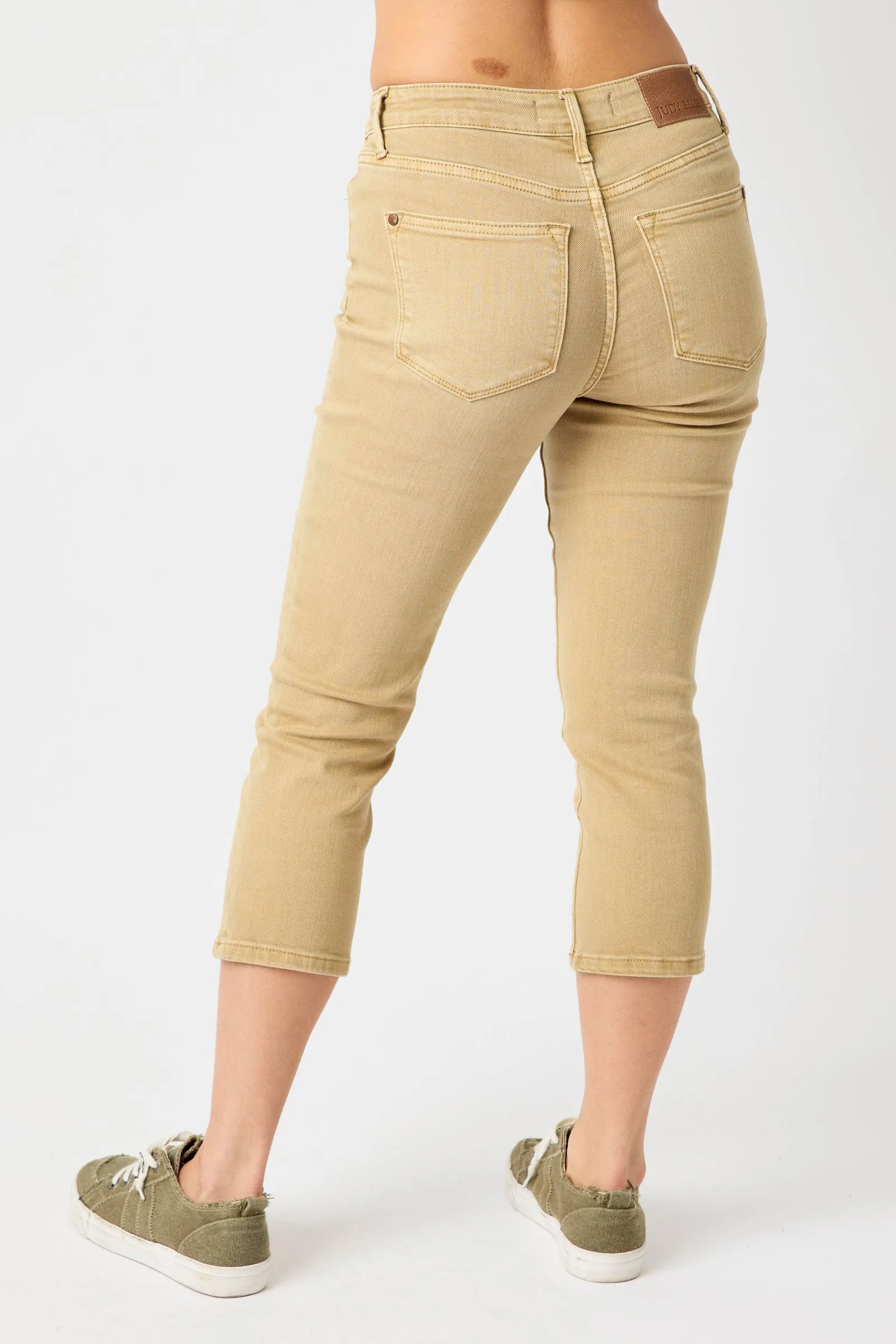 MID-RISE KHAKI CAPRI JEANS BY JUDY BLUE