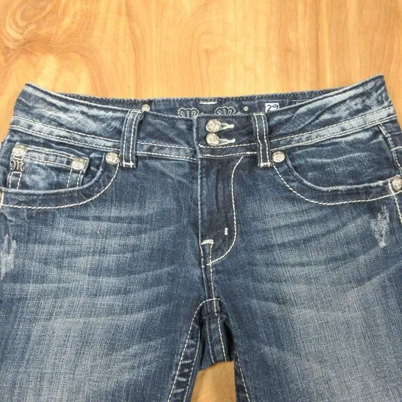 MISS ME Angel Wing Denim Jean Bermuda Shorts Size 29 (31) Denim Capris JP5082BM