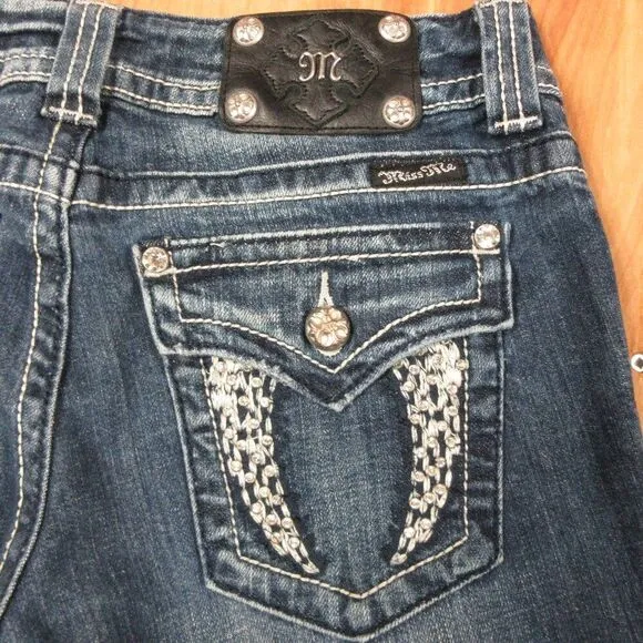 MISS ME Angel Wing Denim Jean Bermuda Shorts Size 29 (31) Denim Capris JP5082BM