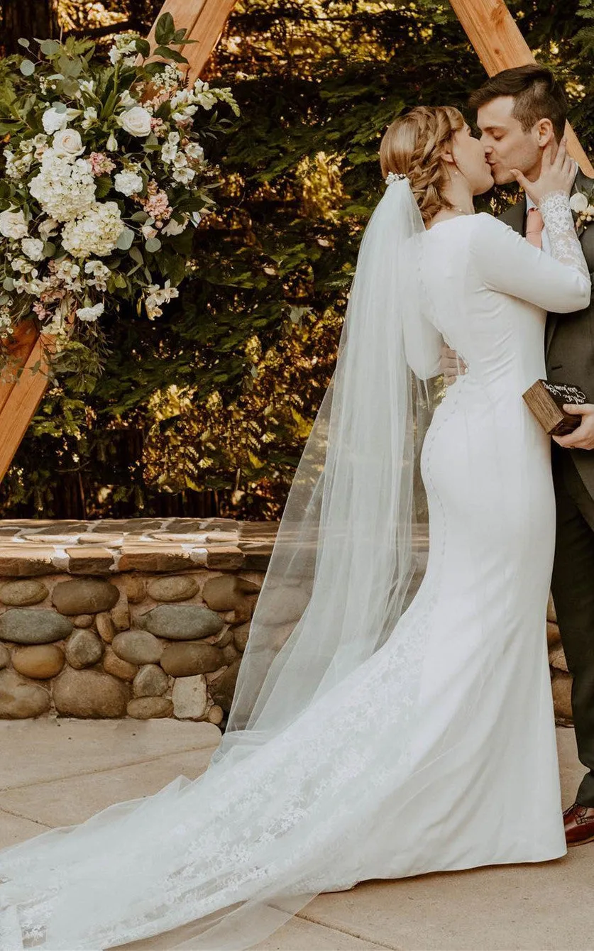 Modest Sheath V-neck Satin Court Train Wedding Dress with Appliques-716398