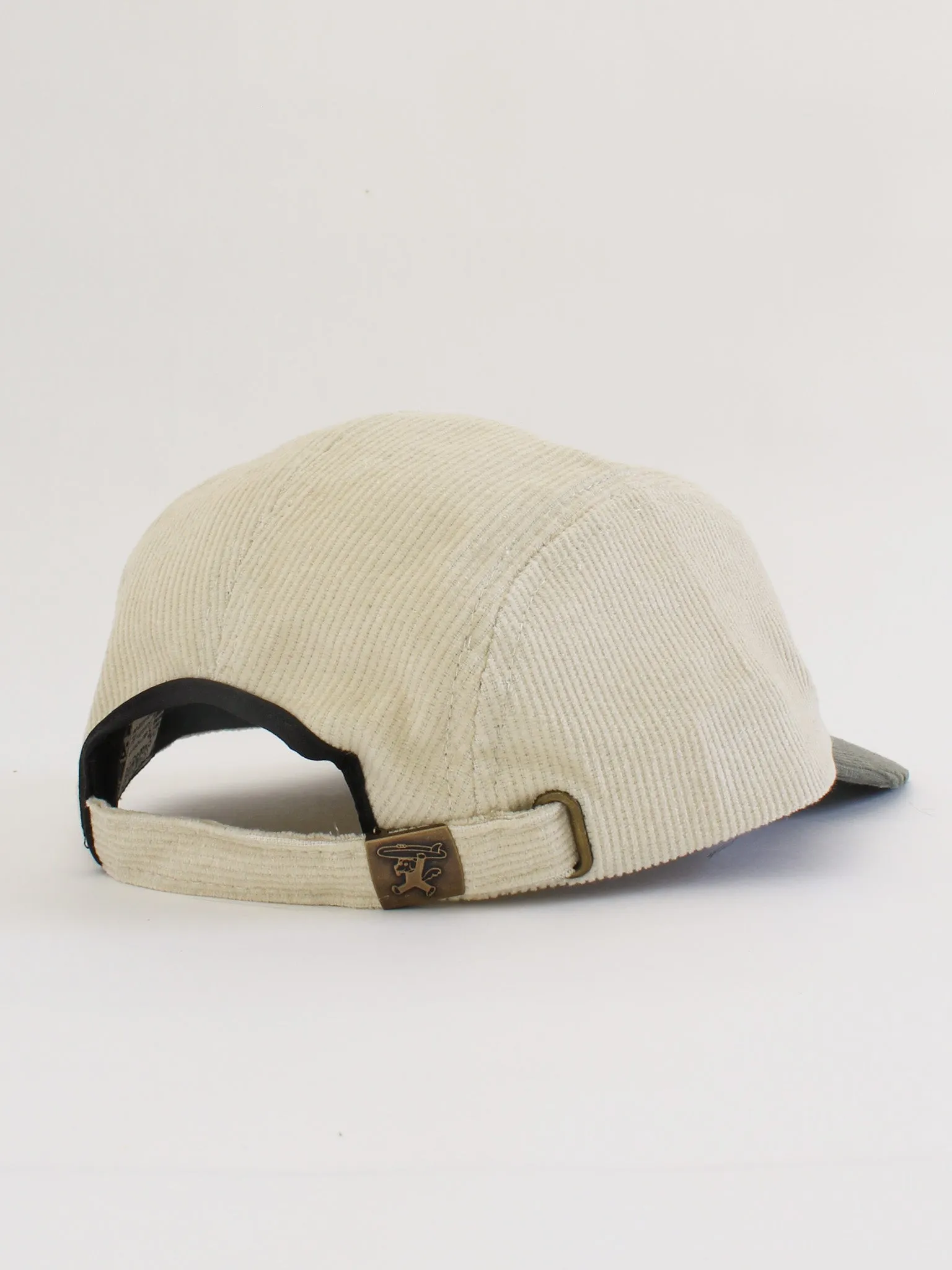 NINETEENTH HOLE 5 PANEL