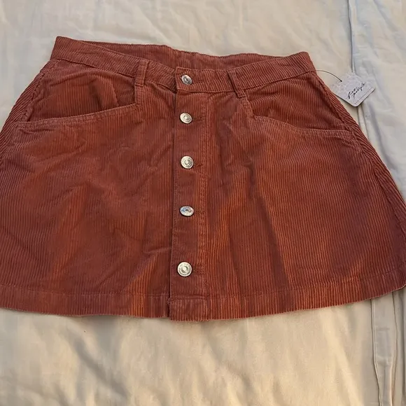 NWT Free People | Ray Cord Mini Skirt in Myrrh | Size 8