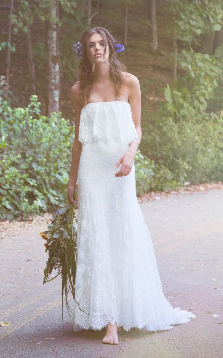 Off-Shoulder Long Sheath Lace Boho Wedding Dress With Ruffles-ET_711236
