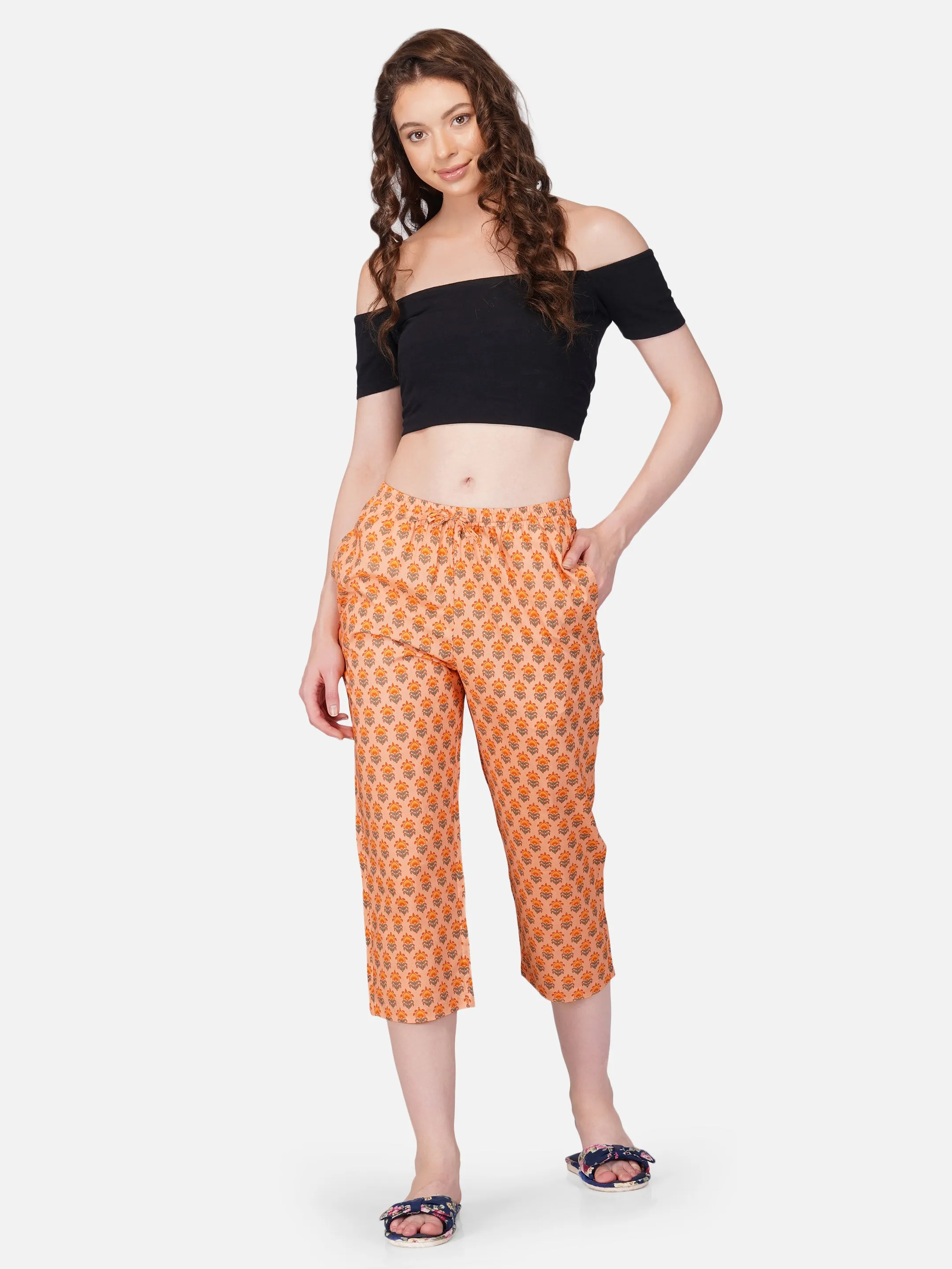 Orange floral motif printed capris