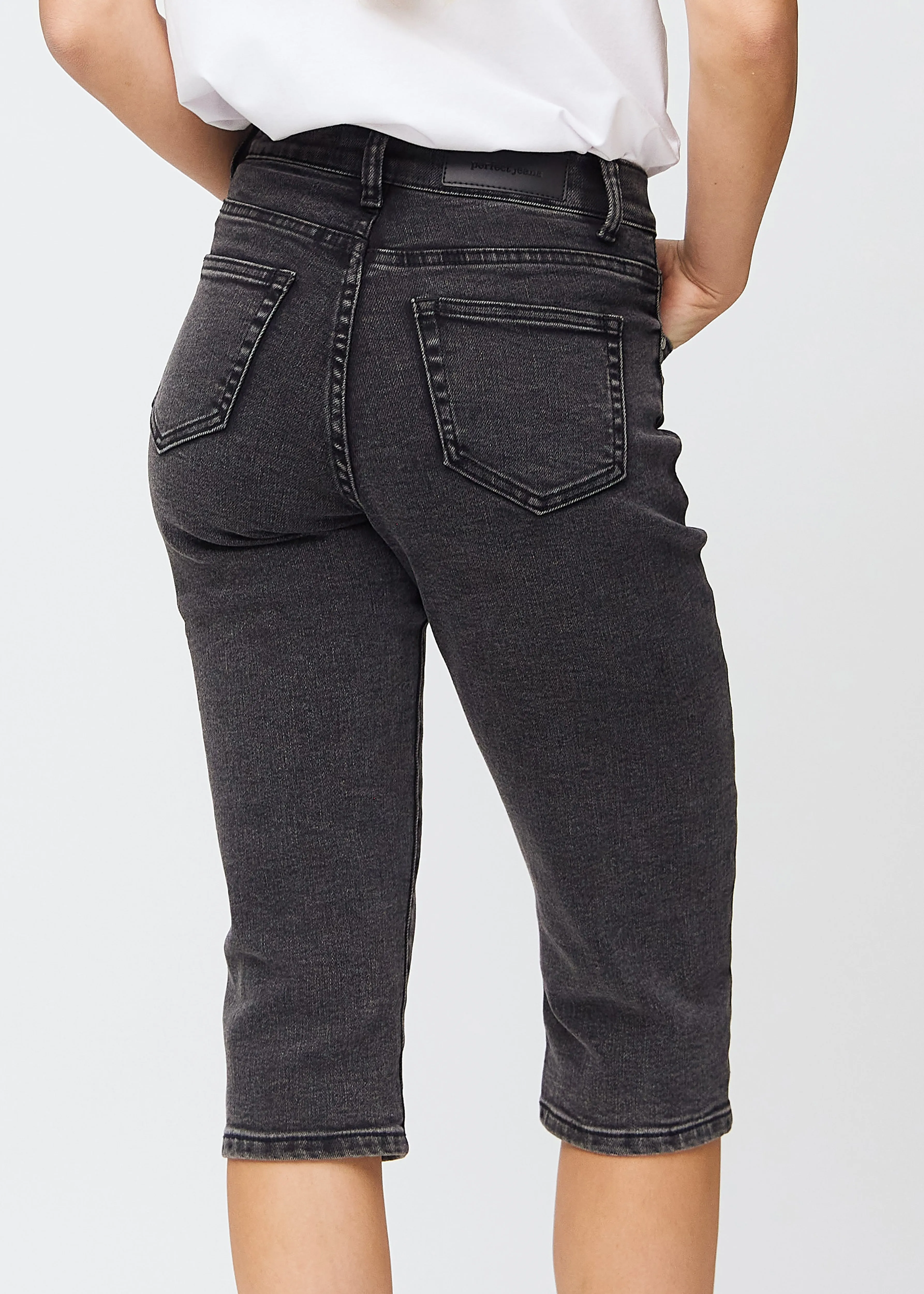 Perfect Capris - Regular - Shadows™
