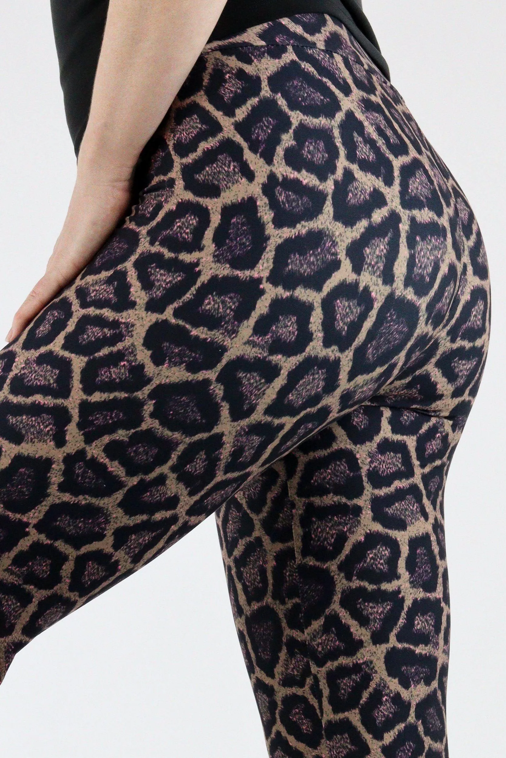 Pink Panther - Casual Capri Leggings