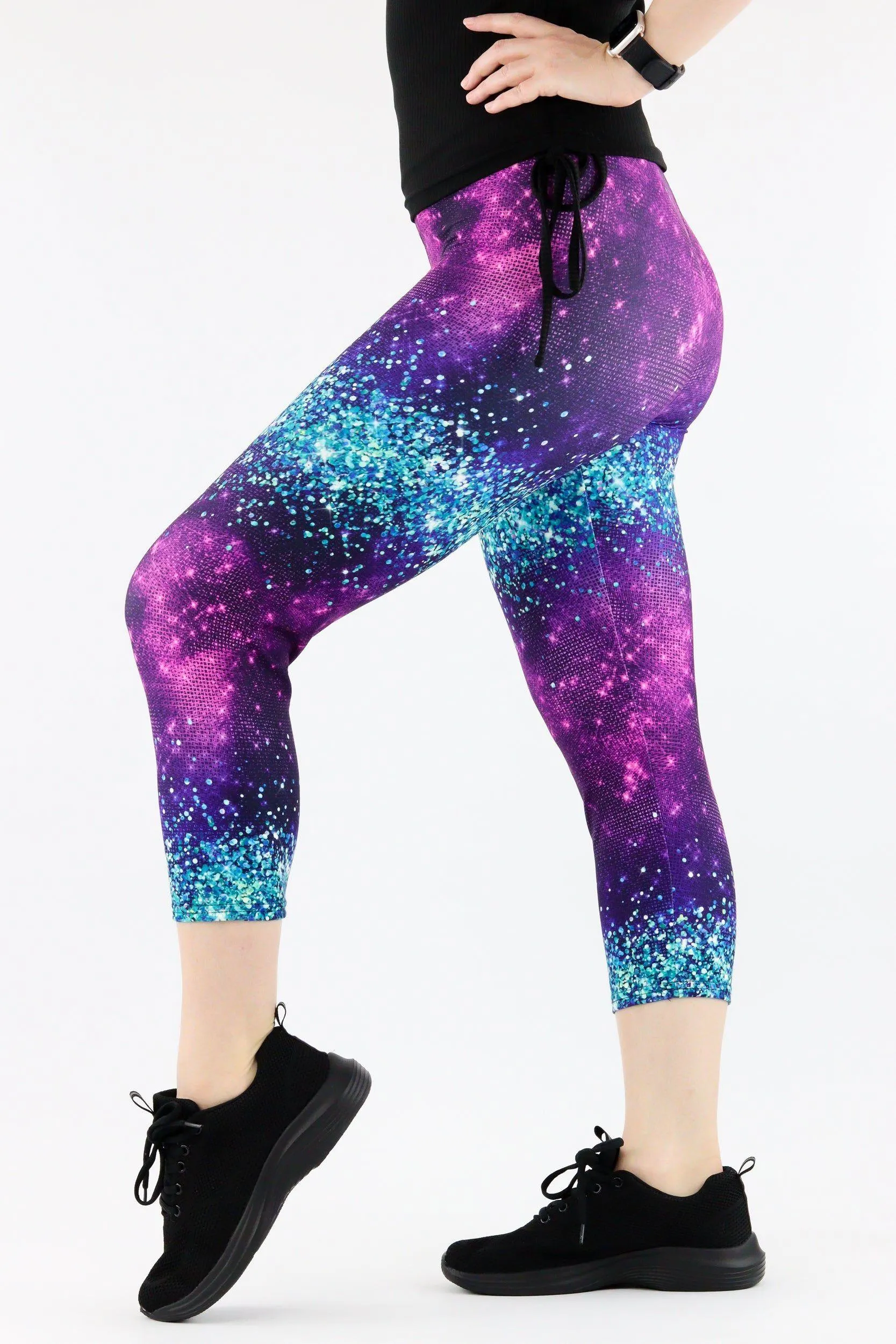 Pixie Glitter - Casual Capri Leggings