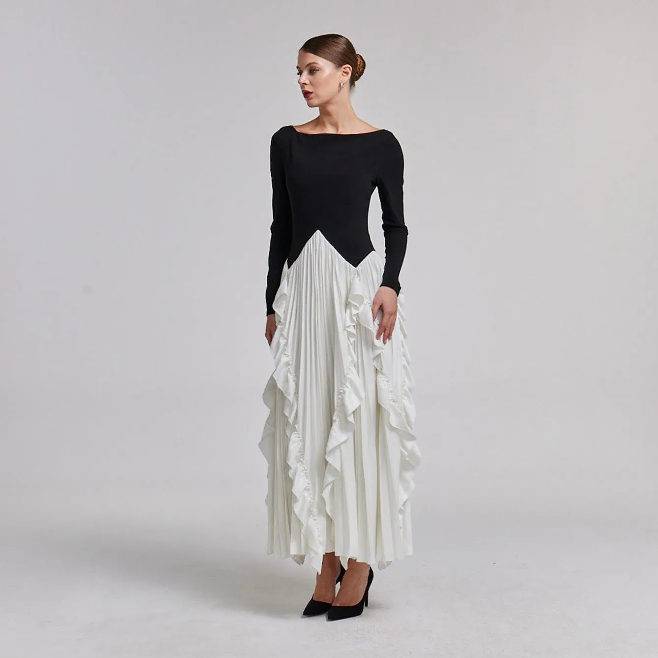 Pleated Skirt Crepe Maxi Dress