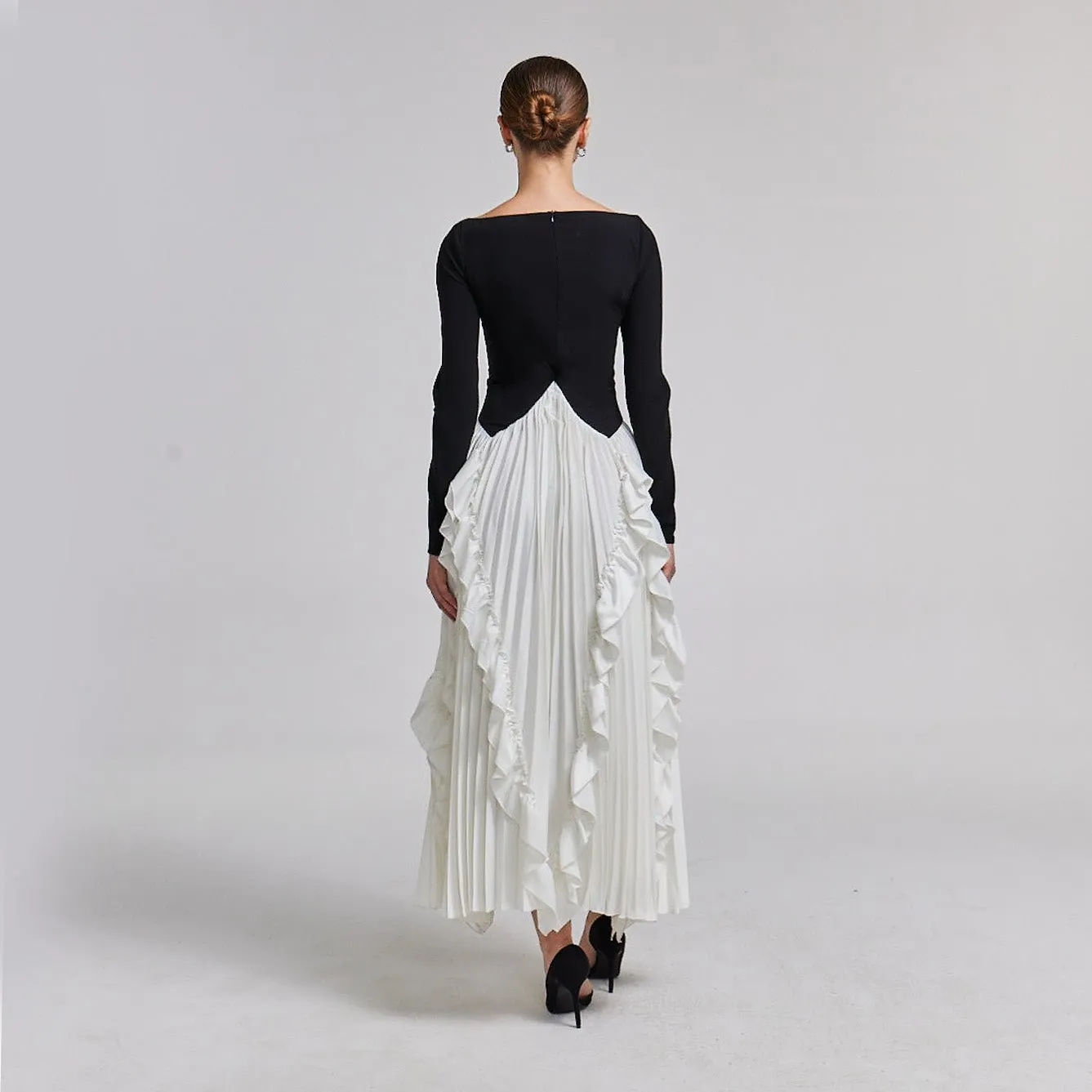 Pleated Skirt Crepe Maxi Dress