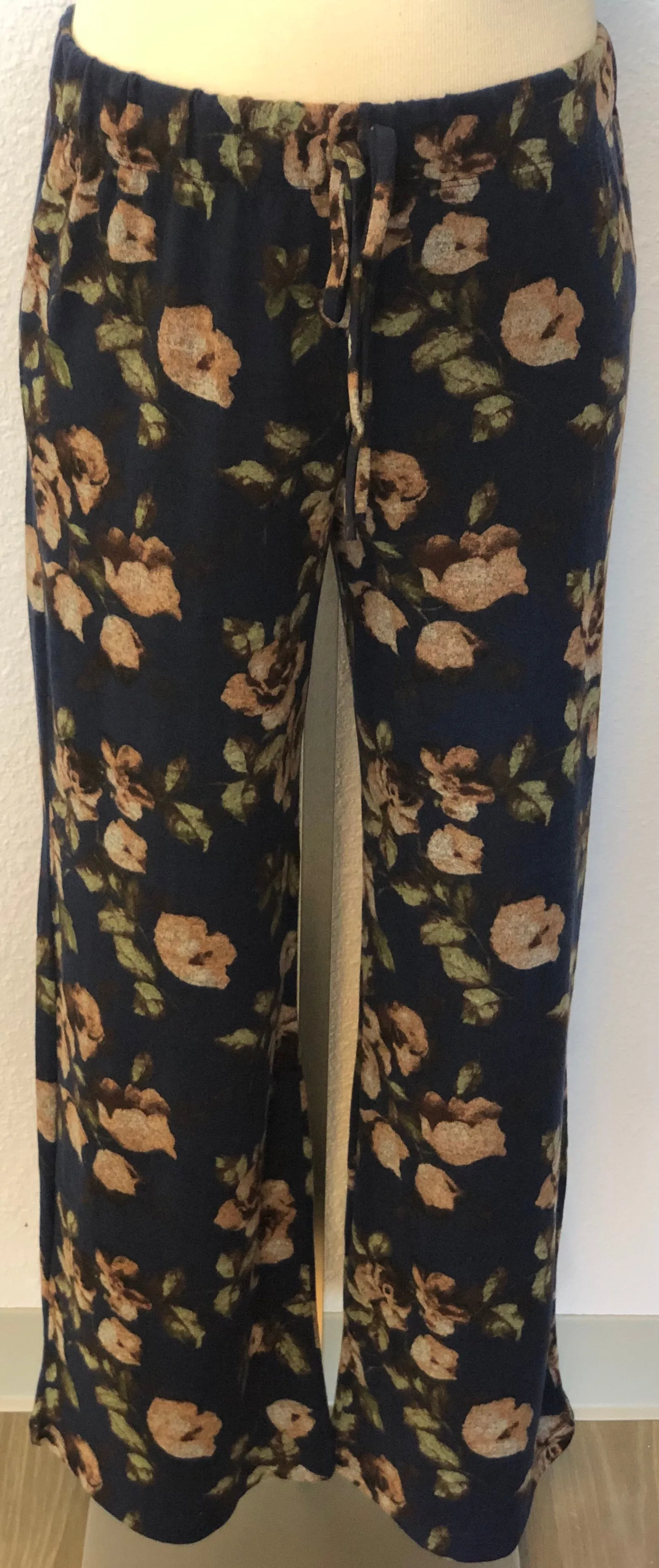 PLUS FLORAL PALAZZO PANTS