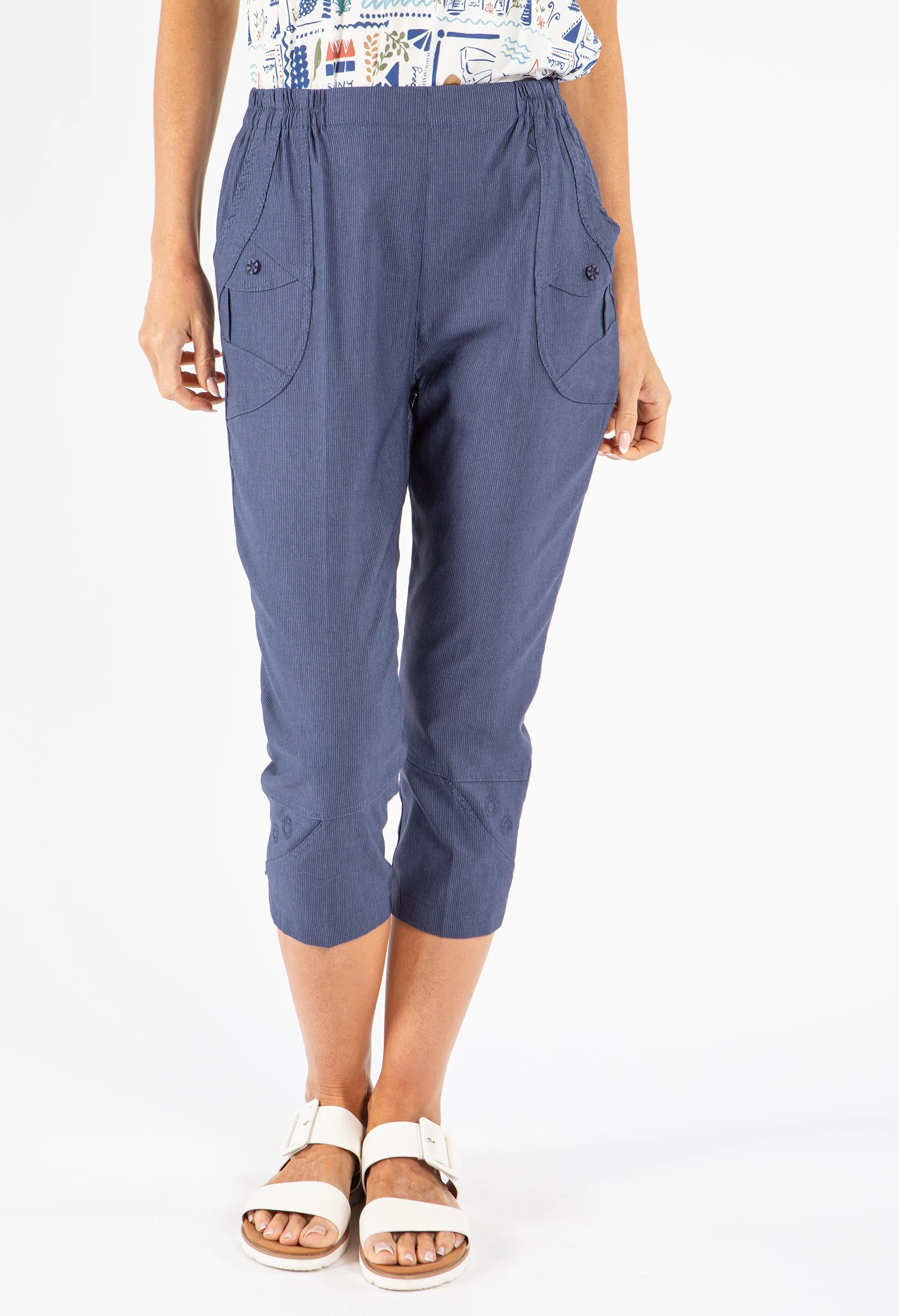 Pull On Capris