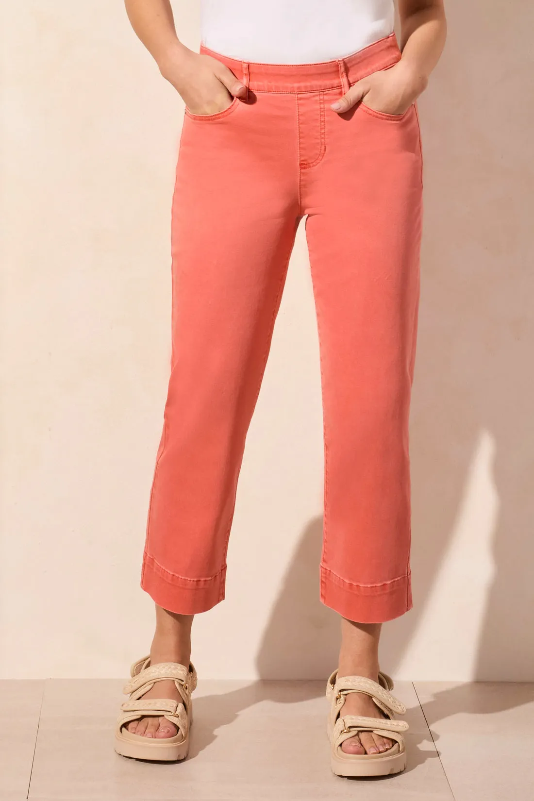 Pull-On Kick Flare Capri
