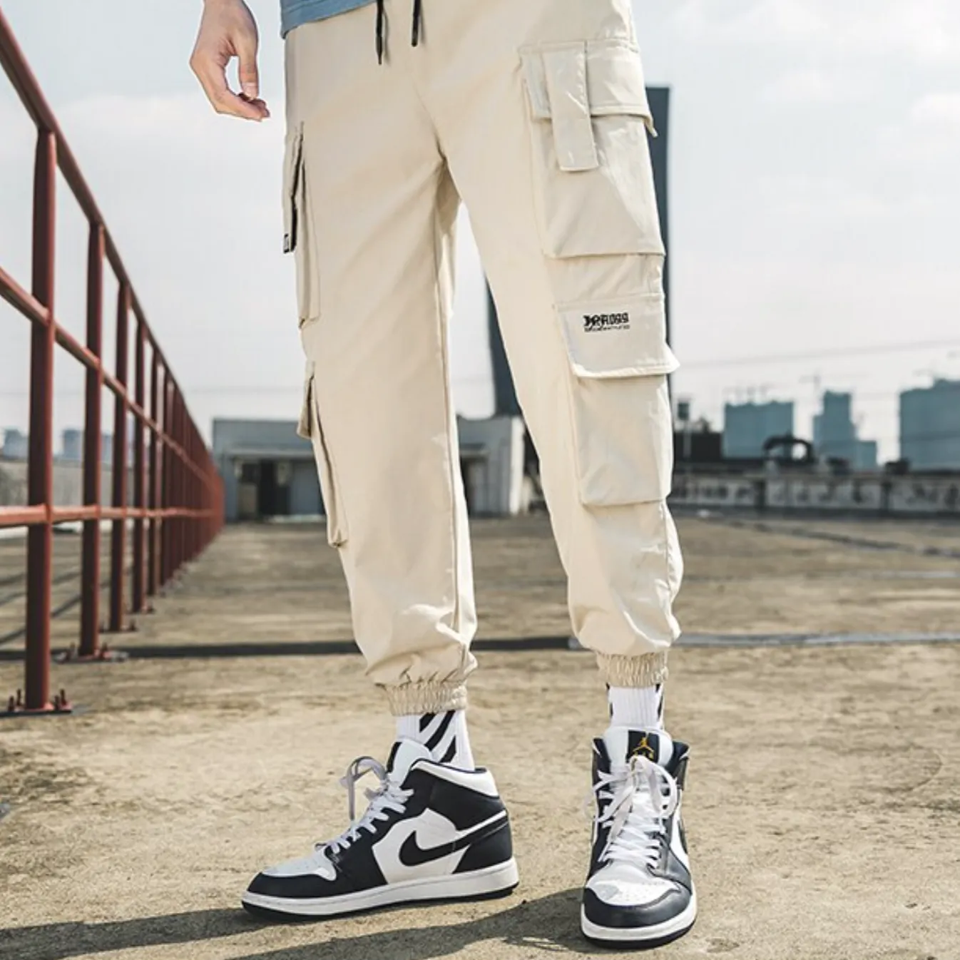"CGO" Pantalon Cargo Noir à poches Streetwear - URB1™