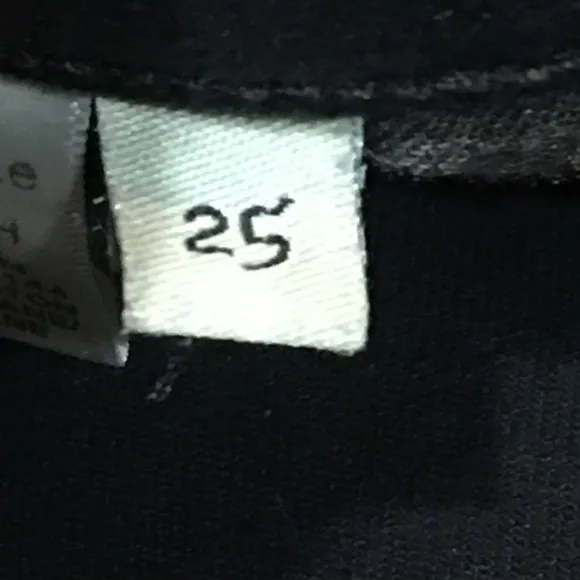 Rag &amp; Bone Black Hampton Jean 10 Inch Capri Size 25