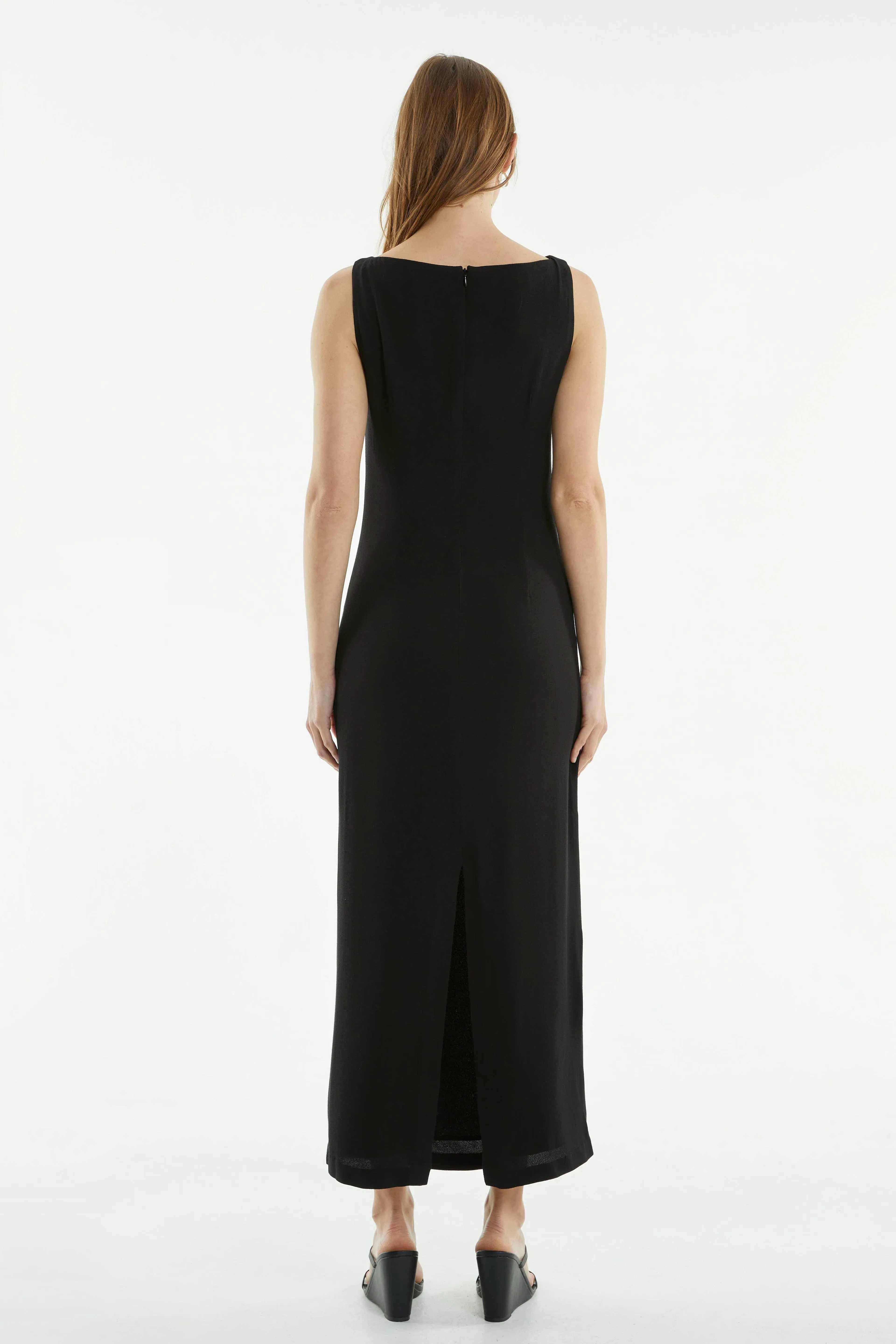 RETROSPECT TUCK MAXI DRESS | BLACK