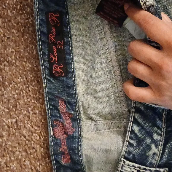 Rock &amp; Roll CowGirl low rise capris size 32