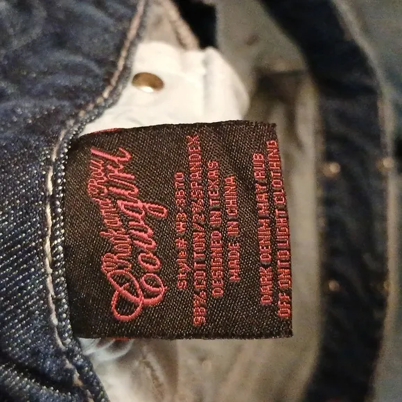 Rock &amp; Roll CowGirl low rise capris size 32
