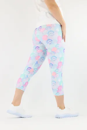 Seashells - Casual Capri Leggings
