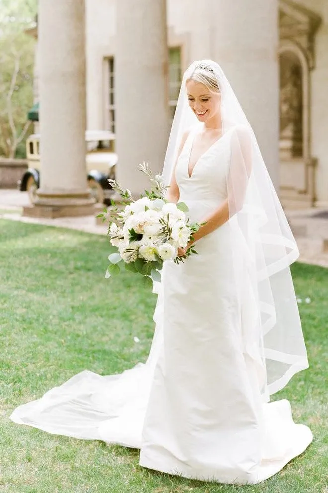 Simple Satin Garden Bridal Dresses with Ruffles Train