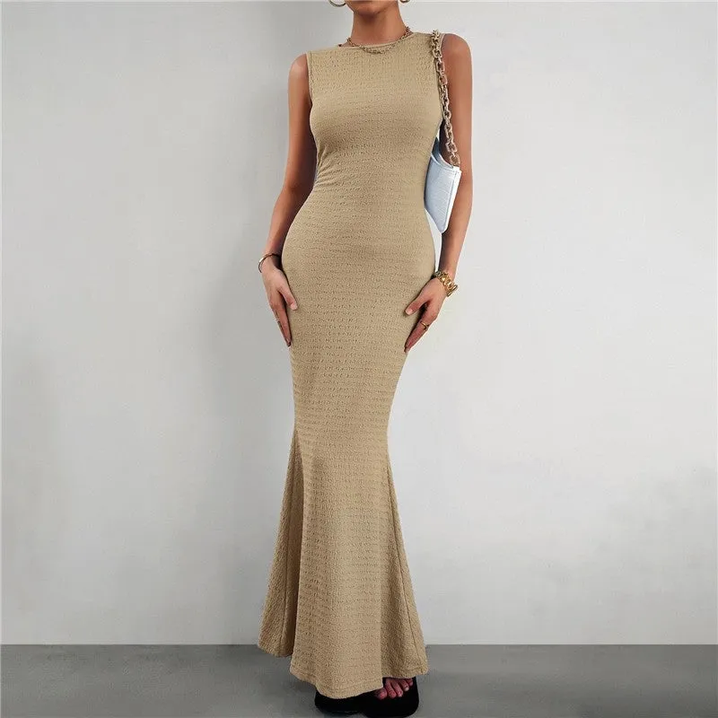Sleeveless Knit Bodycon Dress In Solid Color