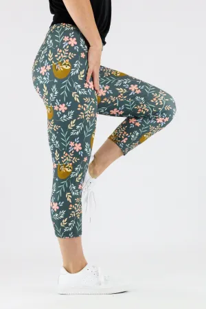 Sloth Petals - Casual Capri Leggings
