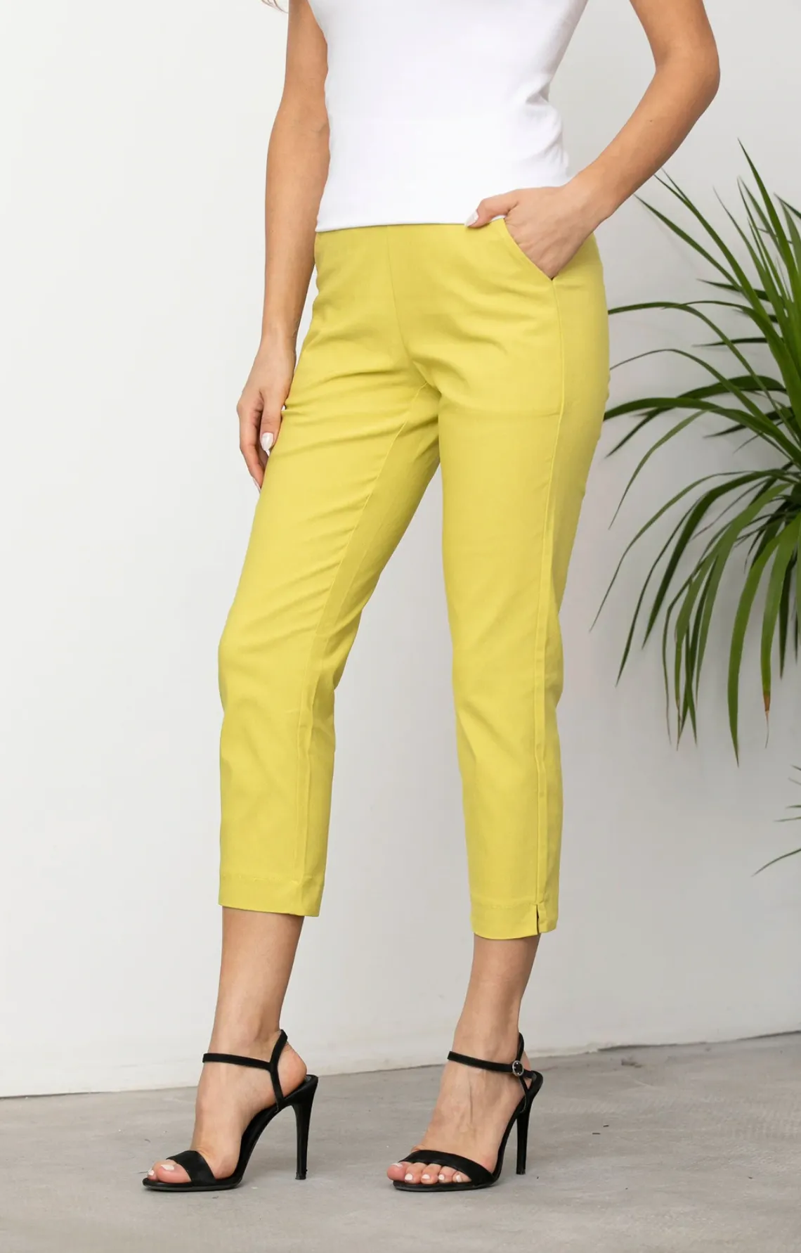 Solid Colour Capris 7 colours