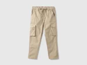 Solid Regular Fit Cargo Pants