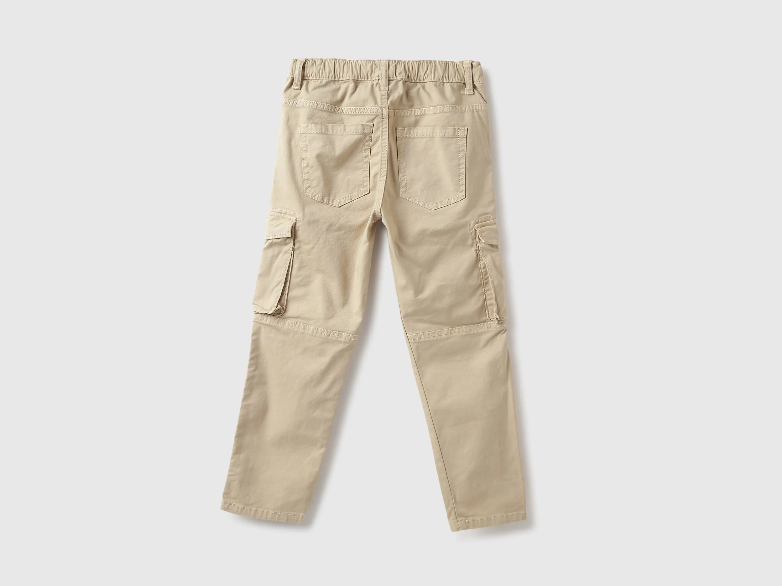 Solid Regular Fit Cargo Pants