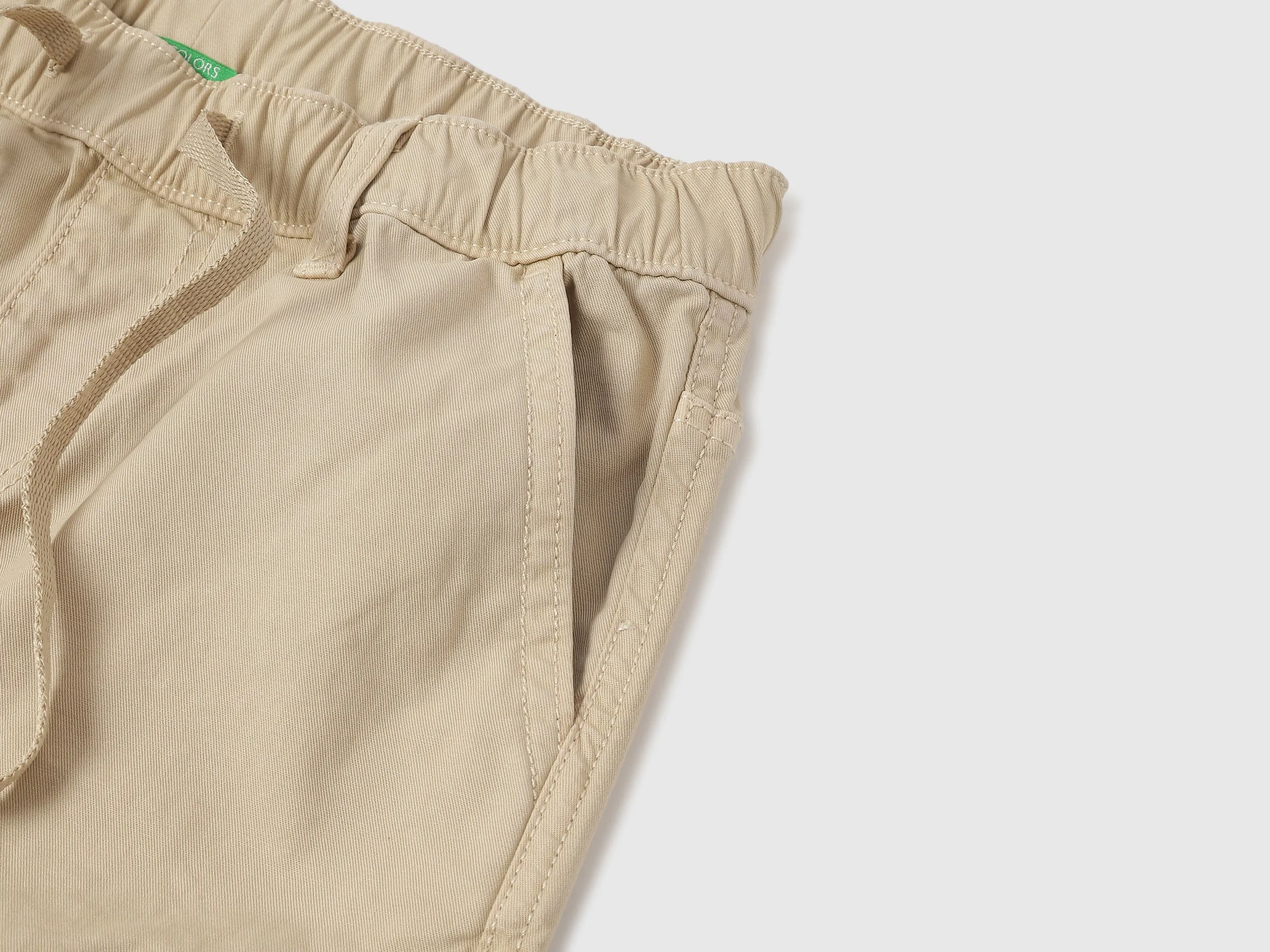 Solid Regular Fit Cargo Pants