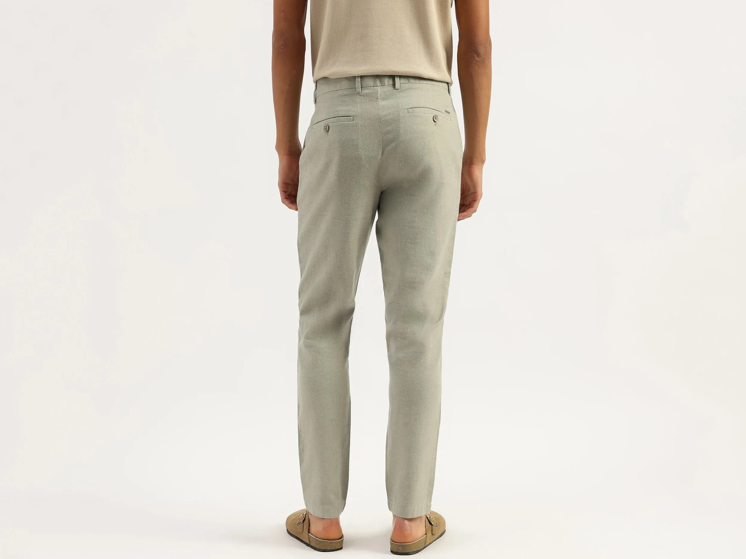 Solid Relaxed Fit Pleated Trousers