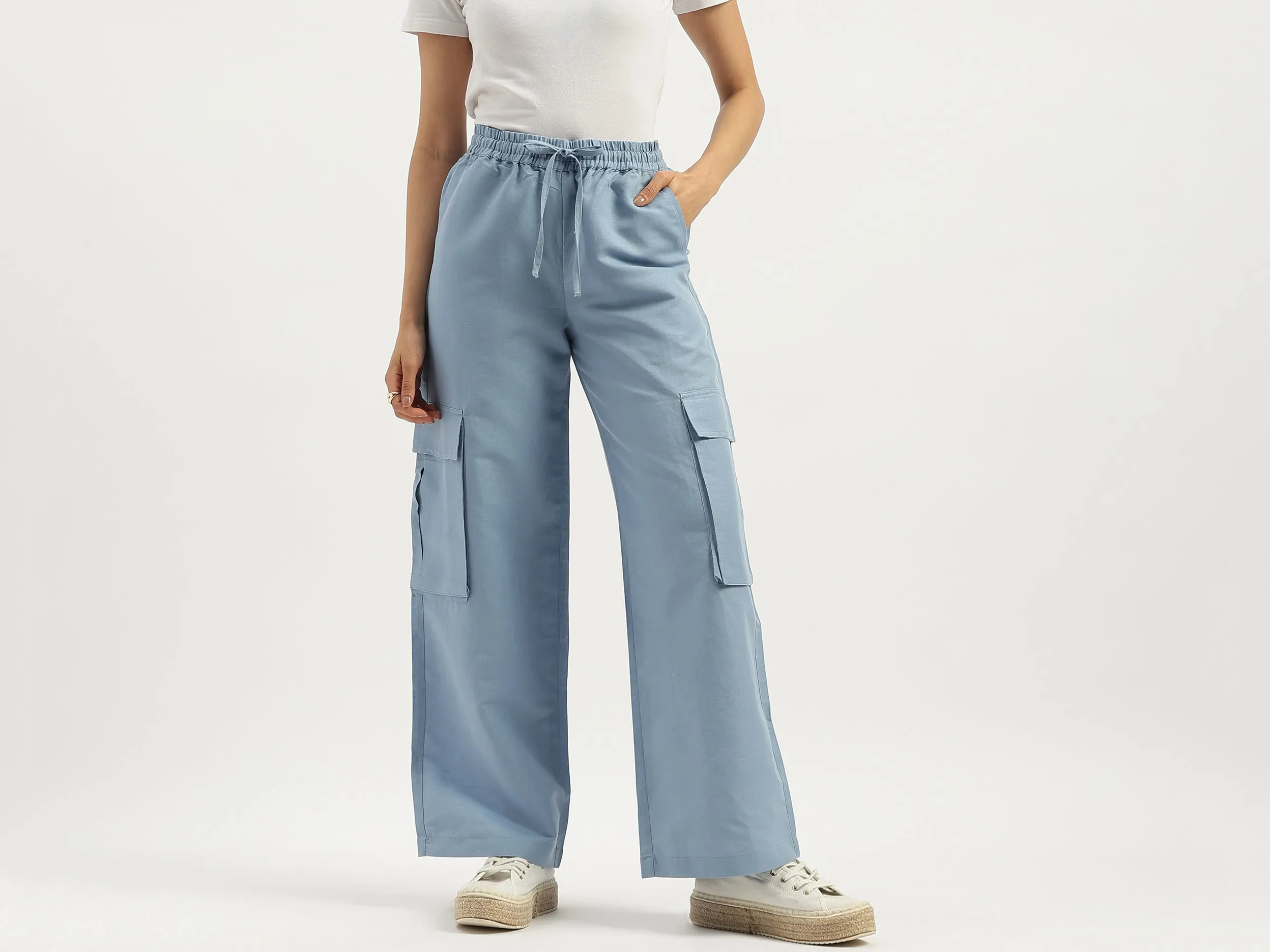Solid Wide Leg Fit Cargo Pants