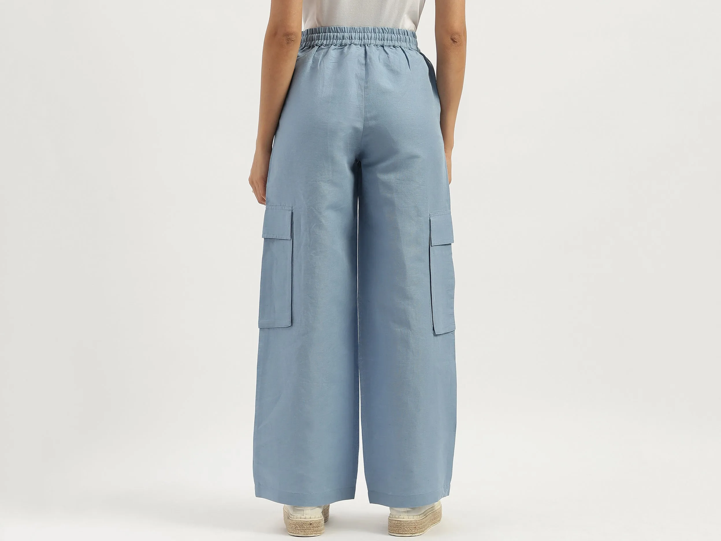 Solid Wide Leg Fit Cargo Pants