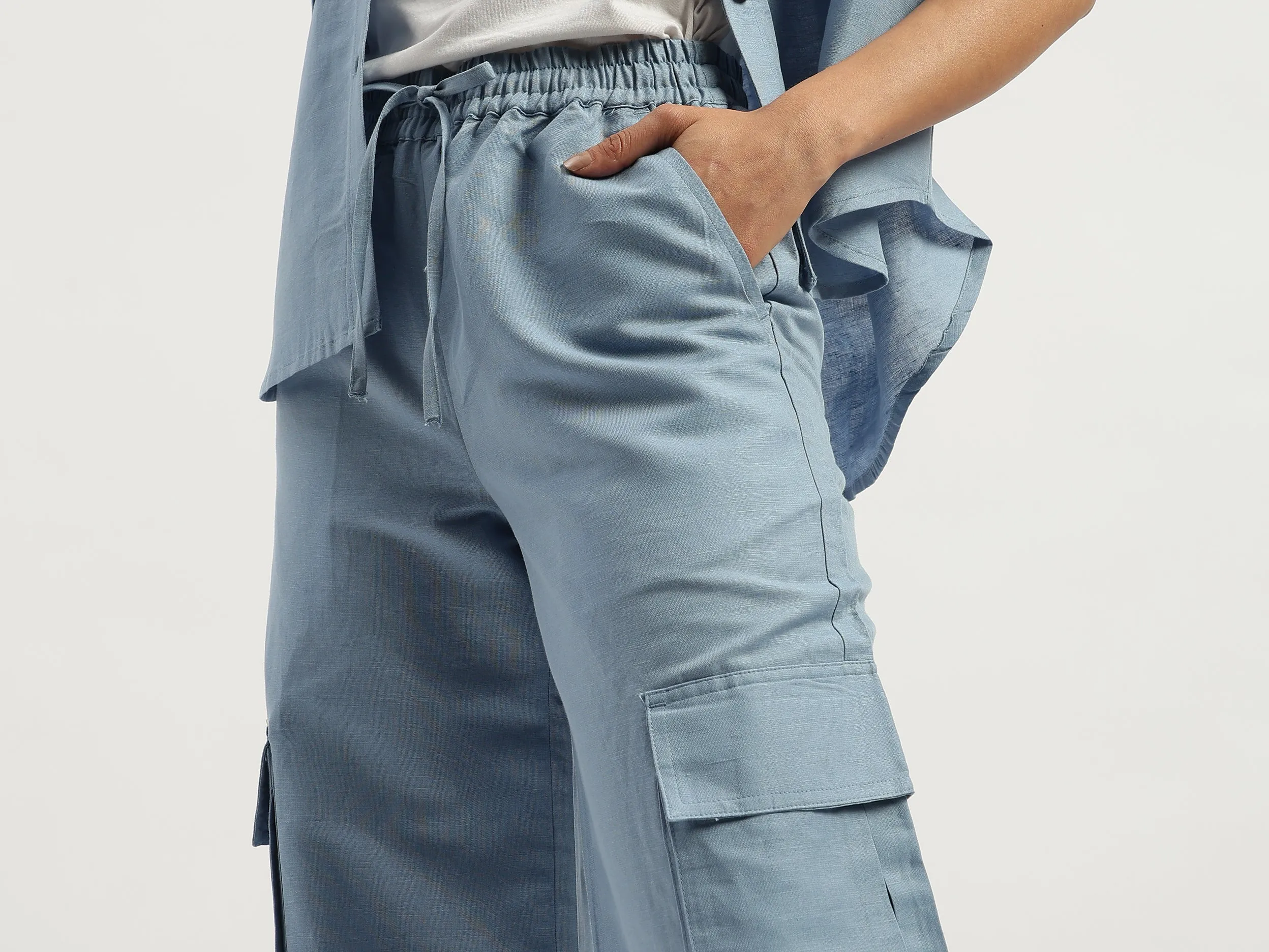 Solid Wide Leg Fit Cargo Pants