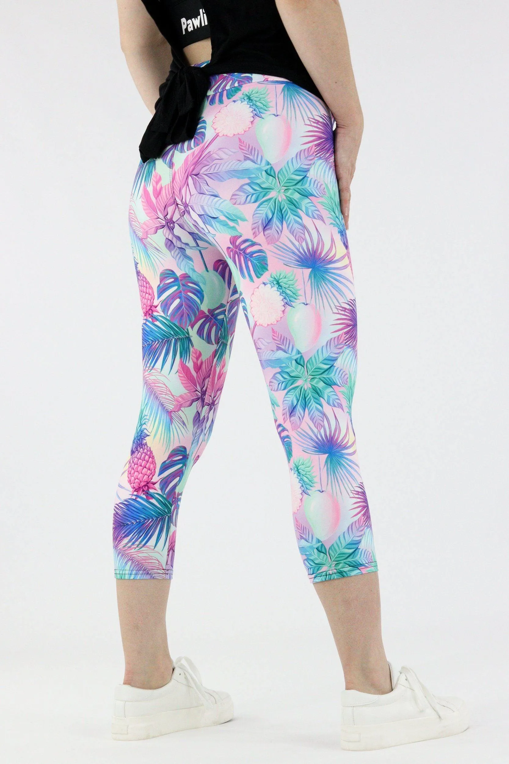 Summer Dreams - Casual Capri Leggings