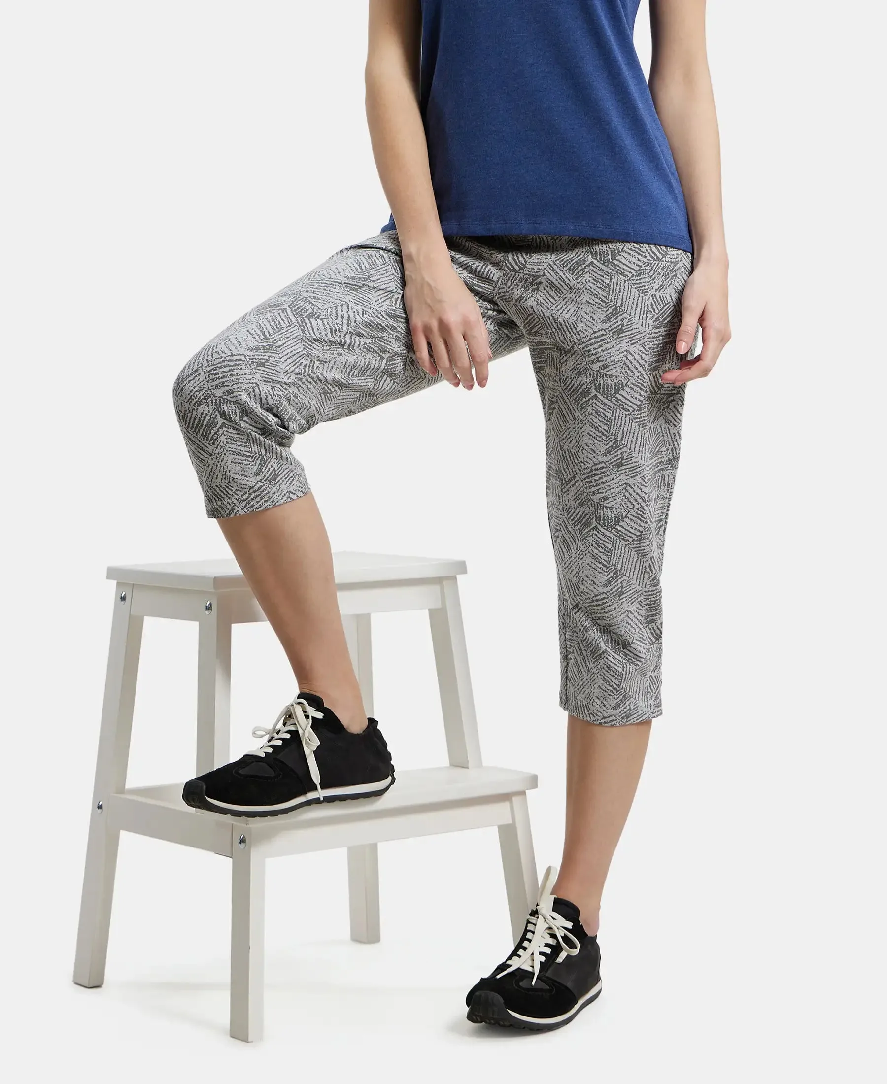 Super Combed Cotton Elastane Stretch Slim Fit Printed Capri with Side Pockets - Light Grey Melange Printed