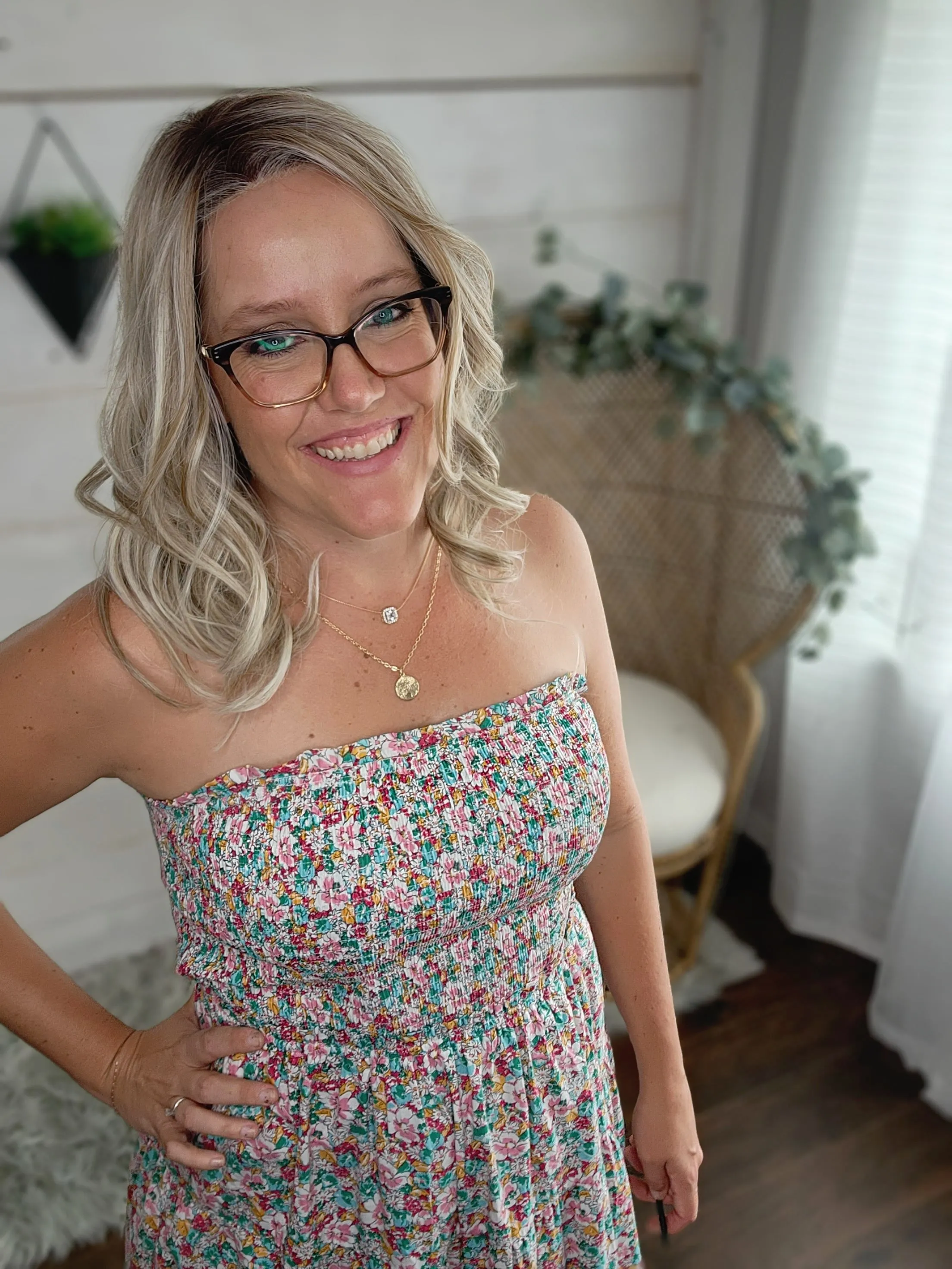 Swirl and Twirl Floral  in Sm-3XL * on sale *