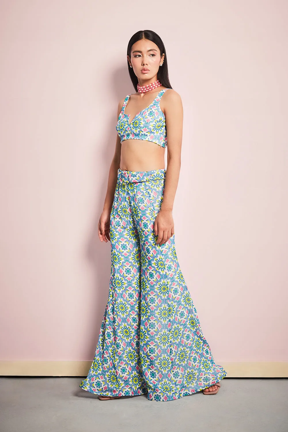 The Salerno Cape Set