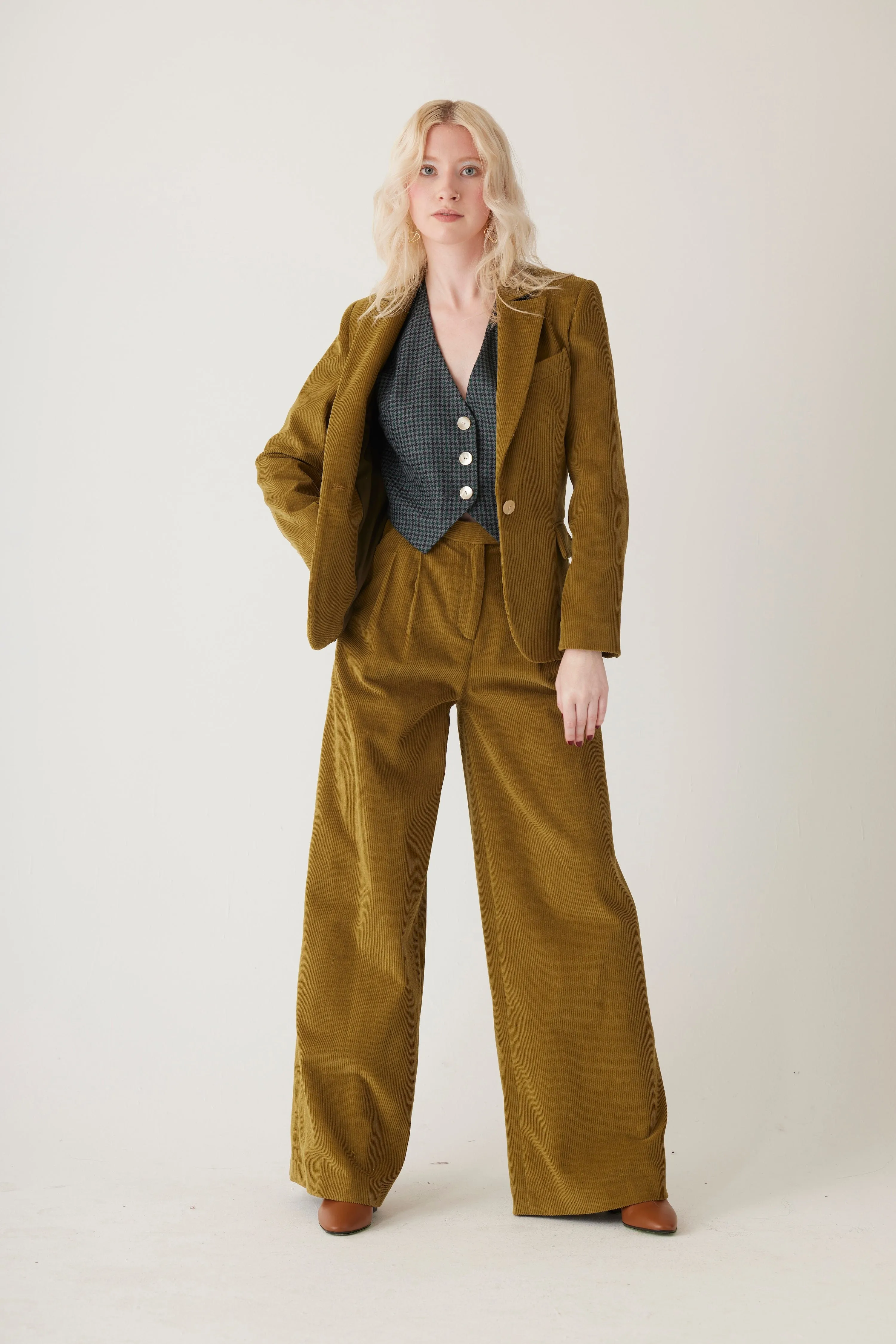 Tilda Blazer in Fine Wale Fern Corduroy