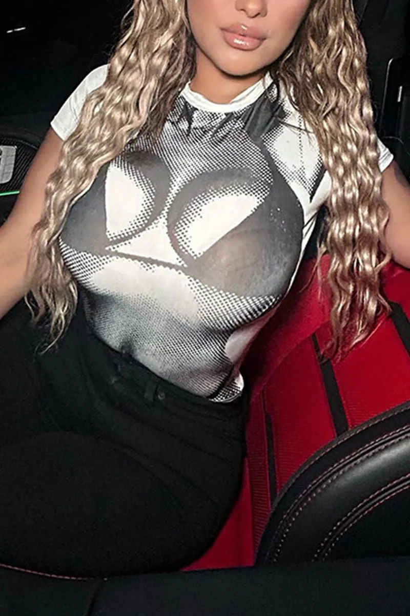 TJ658 Graphic Crop Top